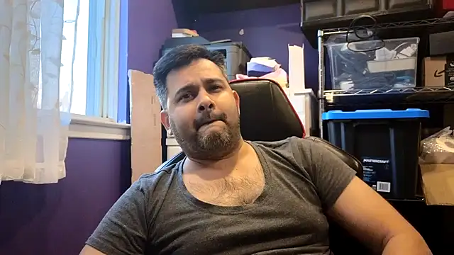 Sakhtlaundaz online show from February 4, 10:05 pm