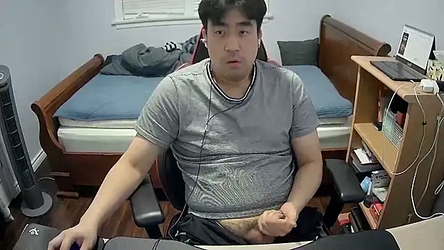 Koreanboy171 online show from March 13, 4:09 am