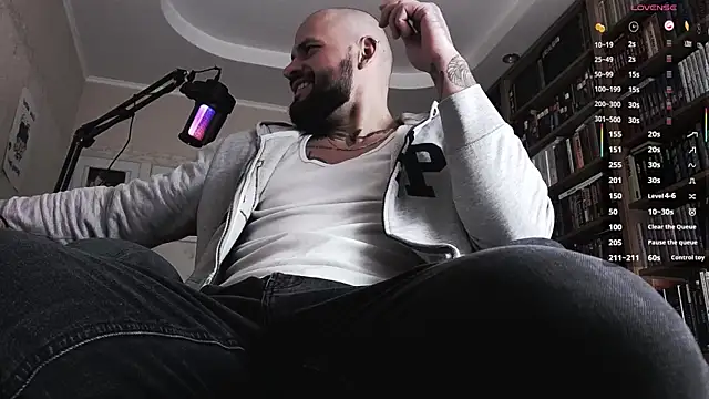 Snapshot of FindomJason chatting on September 28, 3:21 pm FindomJason online show from September 28, 3:21 pm