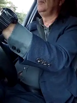 stiffandlubedxh online show from February 16, 8:07 pm