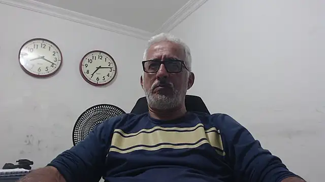 Snapshot of cenizo10124 chatting on September 12, 12:10 am cenizo10124 online show from September 12, 12:10 am