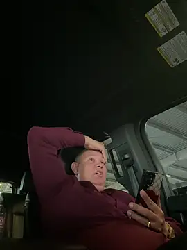 ERNES1987 online show from April 1, 3:20 pm