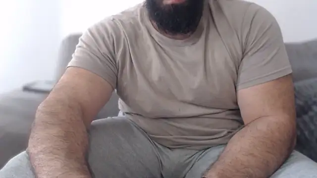 hugemachohandsome online show from November 11, 11:37 am