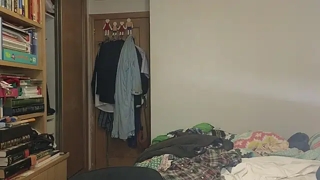 curiosillo83 online show from November 10, 4:34 pm