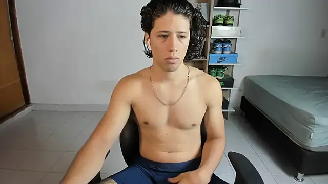 imtonny19 online show from December 2, 1:09 am