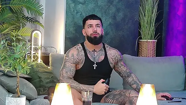 masterkingofmusclee online show from March 5, 9:22 pm