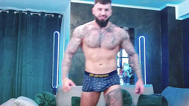 masterkingofmusclee online show from December 10, 10:06 am