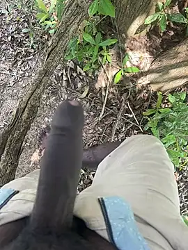 Snapshot of Yurt000 chatting on March 18, 7:55 am Yurt000 online show from March 18, 7:55 am