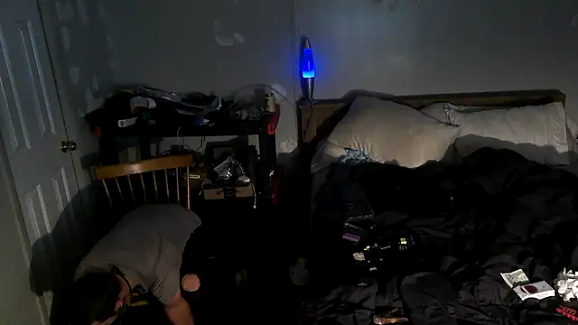 Bi curious86 online show from November 8, 2:37 am