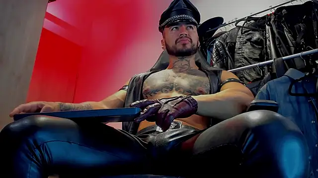 billyMayer  online show from January 15, 11:43 am