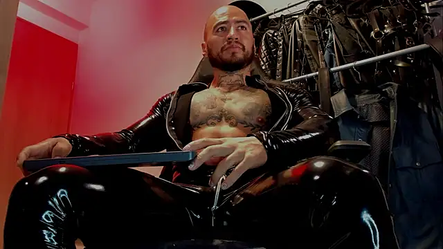 billyMayer  online show from December 23, 11:47 am