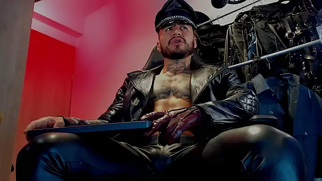 billyMayer  online show from December 24, 8:05 pm