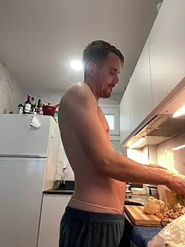 julian333 online show from March 13, 1:50 pm