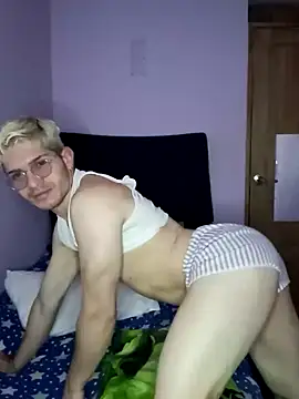 Youngsterhot online show from January 16, 1:27 am