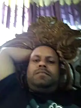 Snapshot of Niladri1410 chatting on January 4, 6:52 am Niladri1410 online show from January 4, 6:52 am