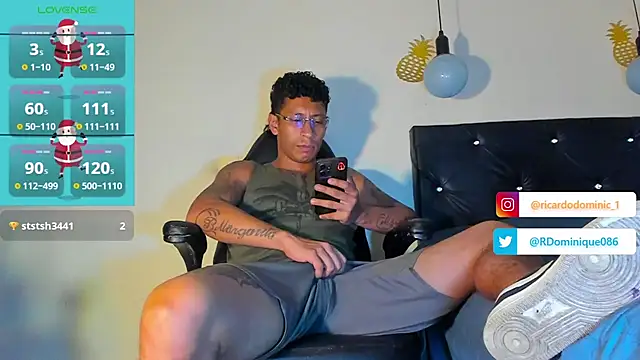 FuckHardlove online show from December 29, 3:33 am