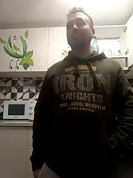 florin421 online show from March 14, 6:15 pm