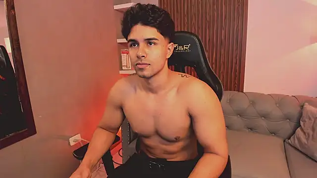 liam collins21 online show from January 15, 12:09 pm