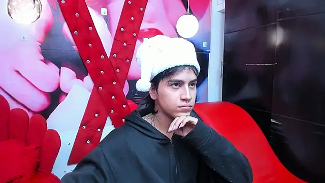 alex 477 online show from December 5, 12:01 pm