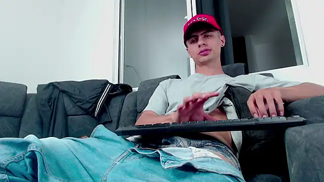 Stiven CL online show from September 24, 4:12 am