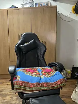 Snapshot of Amahd696 chatting on September 16, 12:23 am Amahd696 online show from September 16, 12:23 am