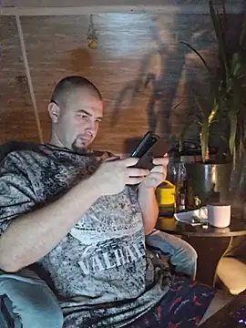 Foxyshaved online show from November 25, 3:52 am