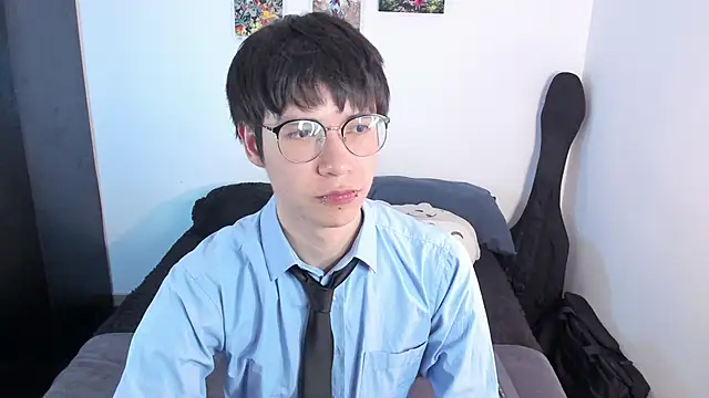 Aventure Twinks online show from February 6, 3:47 am