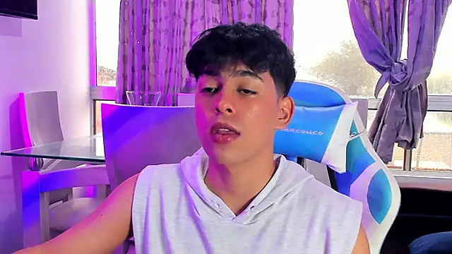 Franco Rizzo  online show from February 5, 8:46 pm