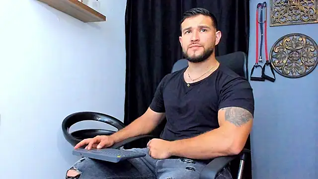 AndrewDiaz online show from January 12, 9:02 am