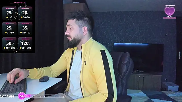 Snapshot of Eduu2322 chatting on December 6, 9:13 pm Eduu2322 online show from December 6, 9:13 pm