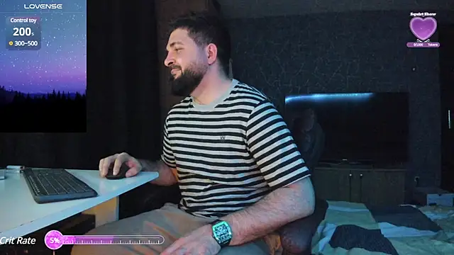 Snapshot of Eduu2322 chatting on December 19, 8:13 pm Eduu2322 online show from December 19, 8:13 pm