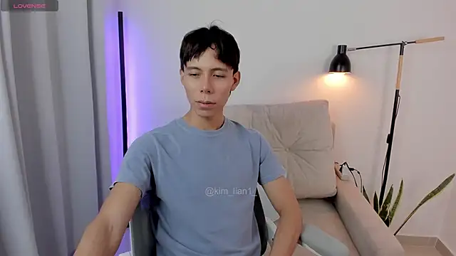 kim lian21 online show from November 24, 4:35 am