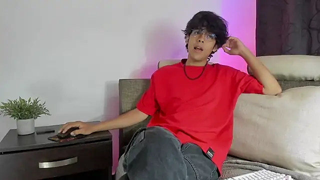 Alan26  online show from March 8, 2:43 am