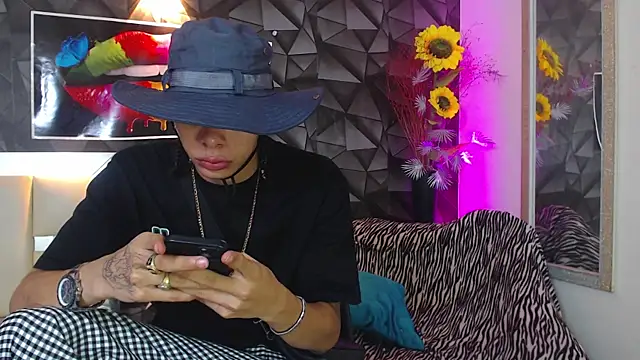 Harry jhonsson online show from March 2, 10:56 pm