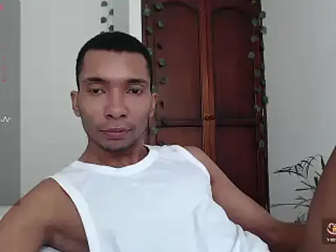 Aaronblack1  online show from January 6, 2:14 pm