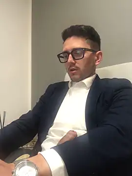 masterboss  online show from April 9, 12:00 pm