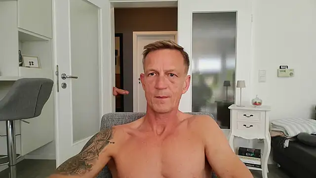 dirks71 online show from May 29, 11:53 am