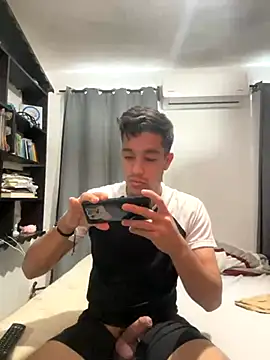 Magicerosxx69 online show from October 7, 4:22 pm