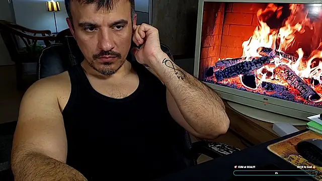 officeman7 online show from March 29, 4:40 pm