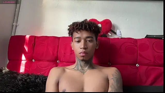 sexy blacks  online show from November 7, 12:30 pm