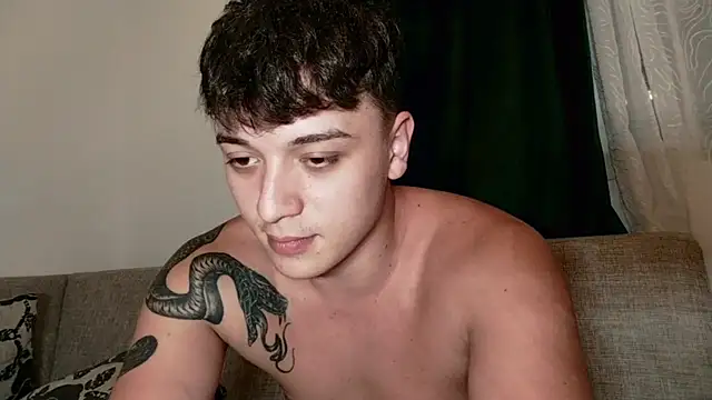 Snapshot of Joedonovan1 chatting on September 19, 9:36 pm Joedonovan1 online show from September 19, 9:36 pm