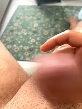 Snapshot of azginnn35 chatting on September 25, 8:46 am azginnn35 online show from September 25, 8:46 am