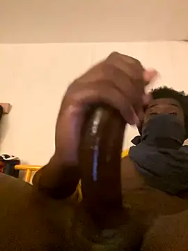 Snapshot of elninoblacko chatting on November 1, 6:34 pm elninoblacko online show from November 1, 6:34 pm