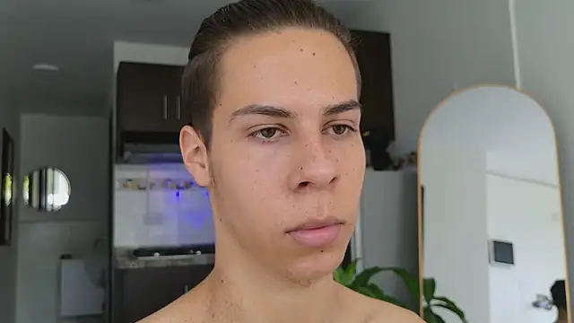 grey   27 online show from March 14, 9:32 pm