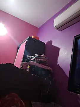 Snapshot of ind_hero chatting on October 27, 5:59 pm ind hero online show from October 27, 5:59 pm