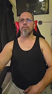 KrazyLegz online show from January 18, 2:24 am