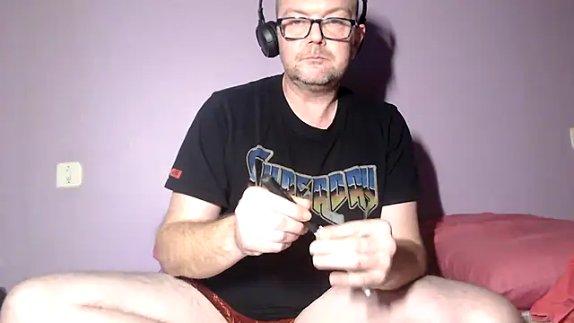 hairy orbite online show from December 15, 8:28 pm