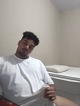 Xcumshot33 online show from March 12, 1:25 am