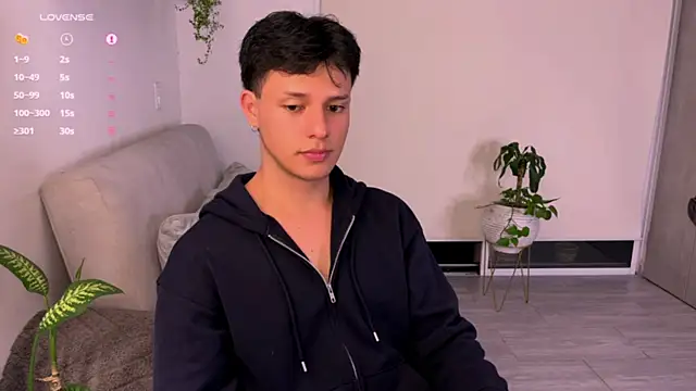 Snapshot of Alexxblue chatting on October 15, 2:52 am Alexxblue online show from October 15, 2:52 am