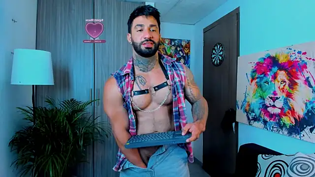 Snapshot of naugthy_dominant chatting on October 24, 3:03 pm naugthy dominant online show from October 24, 3:03 pm